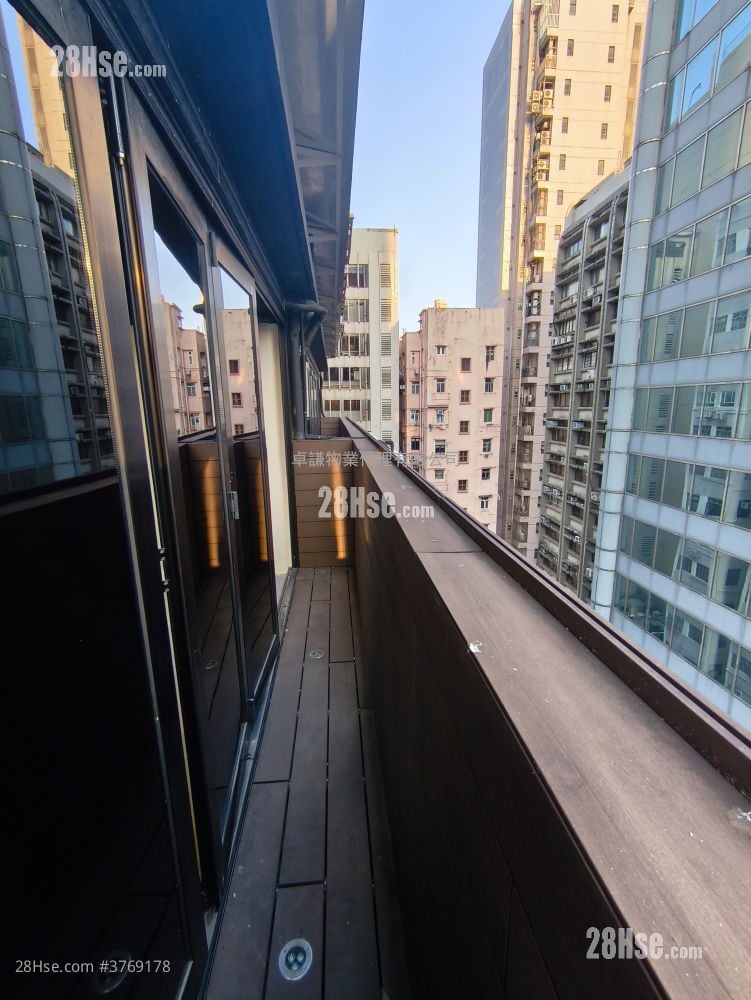 Minden House Rental 2 Toilets