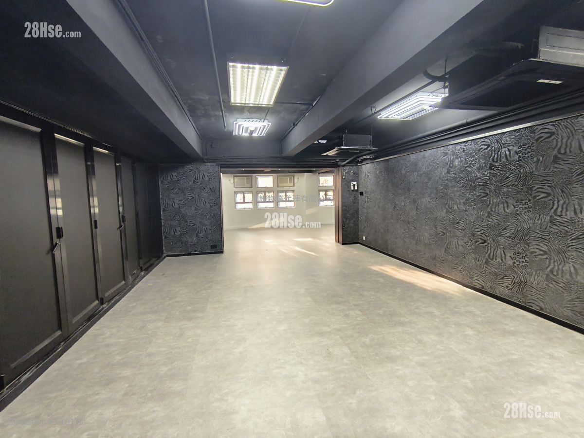 Minden House Rental 2 Toilets