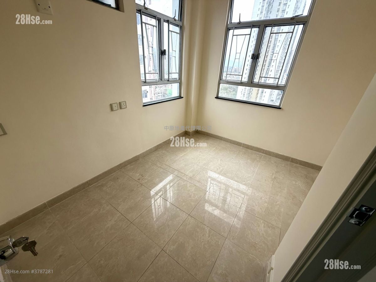 富安大厦 售盘 2 房 , 1 浴室 451 平方尺