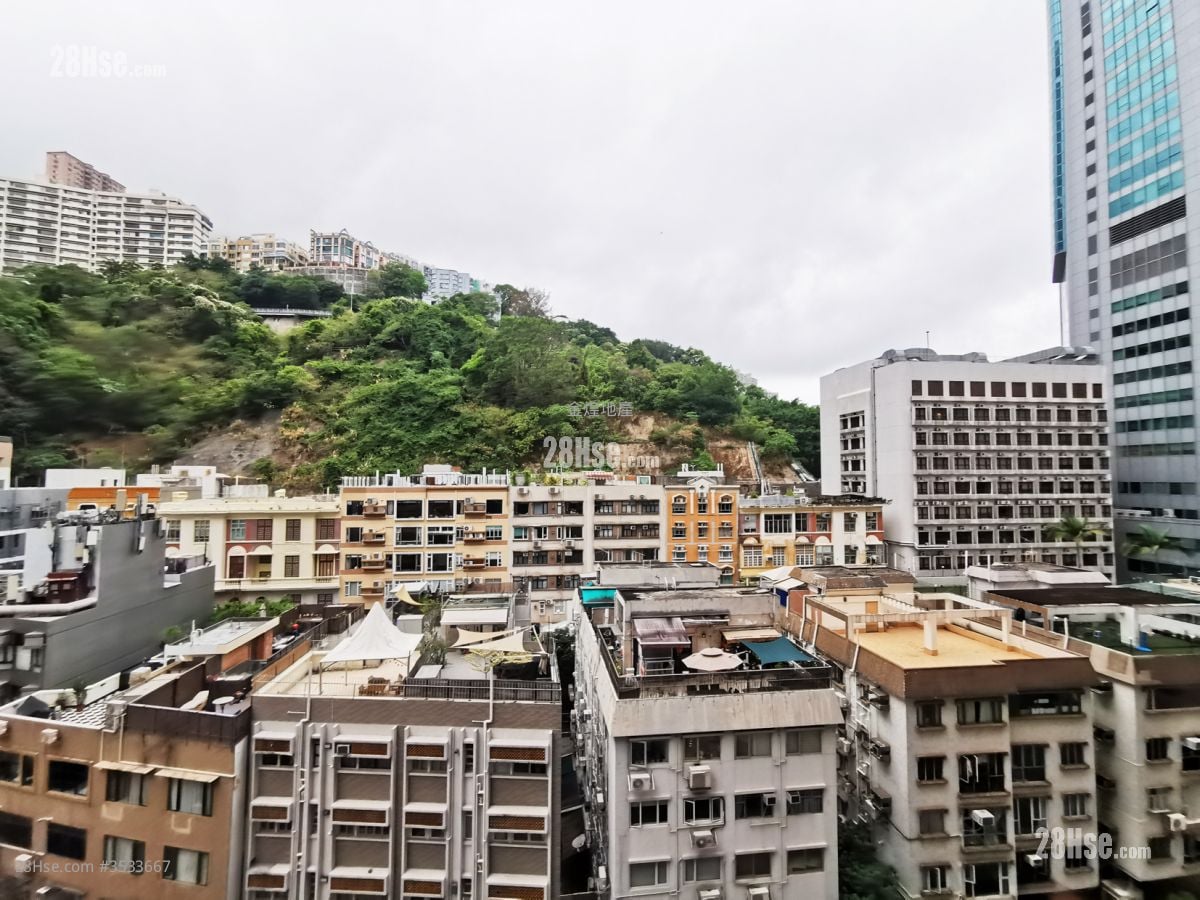 One Jardine's Lookout Rental 3 Bedrooms , 2 Bathrooms 538 ft²