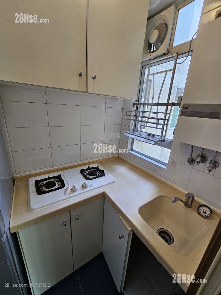 湾景中心大厦 租盘 2 房 , 1 浴室 357 平方尺