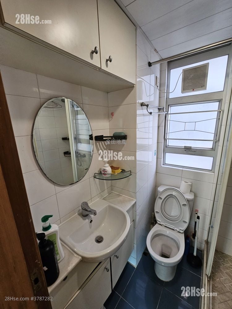 湾景中心大厦 租盘 2 房 , 1 浴室 357 平方尺