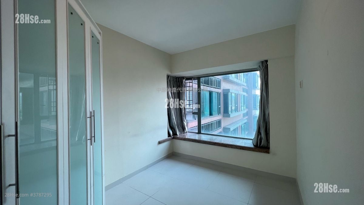 Tierra Verde Sell 4 Bedrooms , 2 Bathrooms 756 ft²