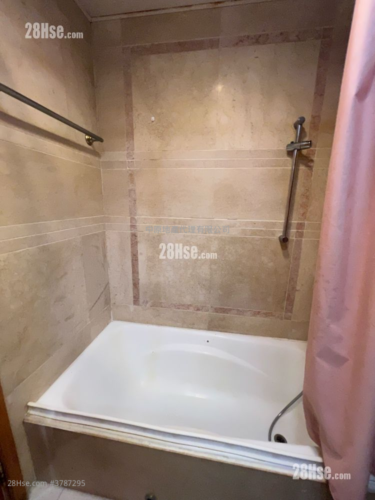 Tierra Verde Sell 4 Bedrooms , 2 Bathrooms 756 ft²