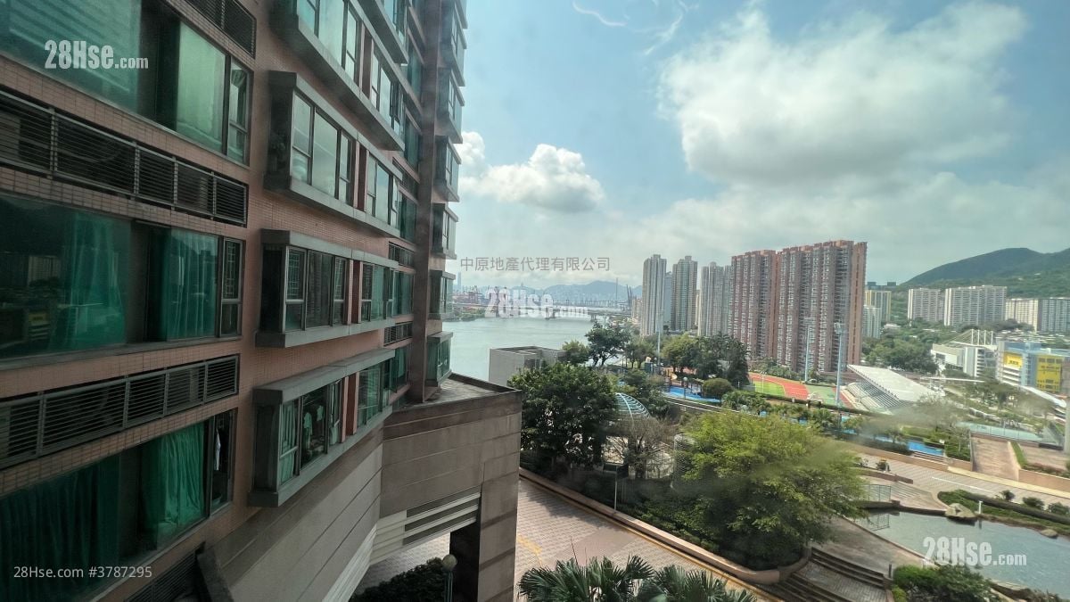 Tierra Verde Sell 4 Bedrooms , 2 Bathrooms 756 ft²