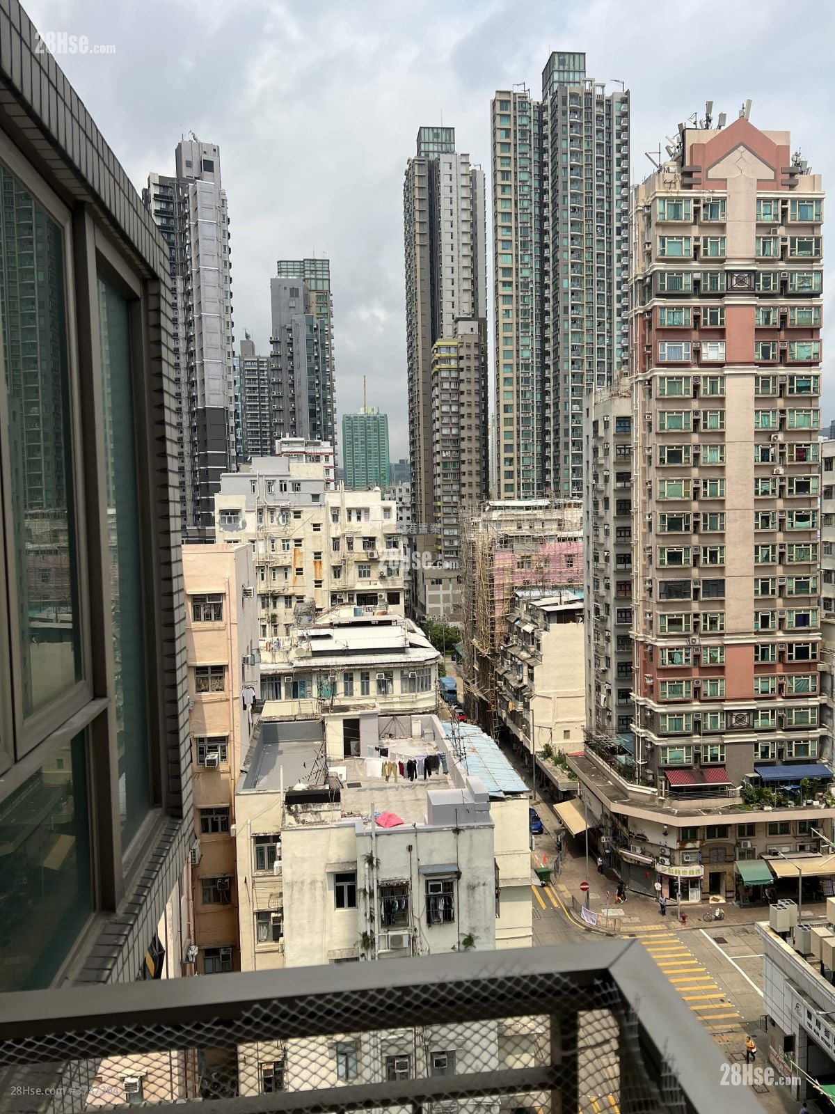 喜居 租盘 2 房 , 1 浴室 325 平方尺