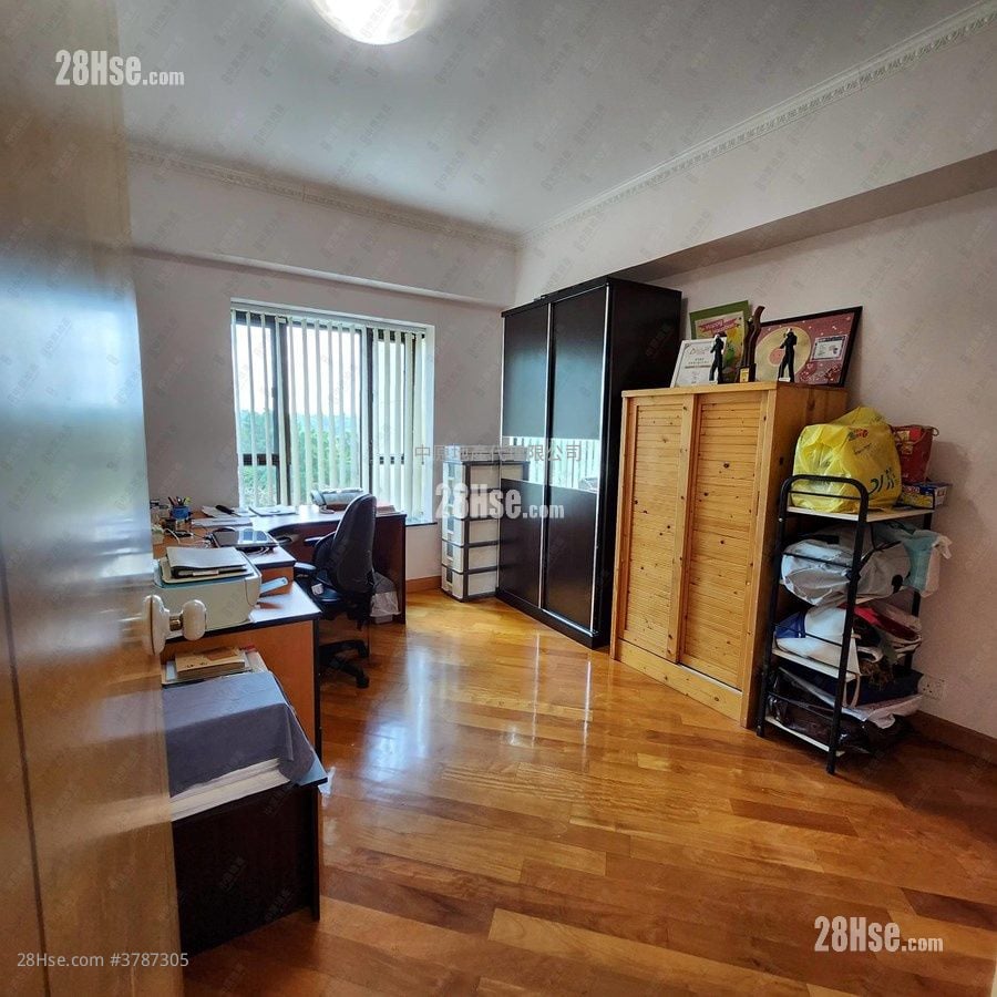 Tolo Ridge Sell 3 Bedrooms , 2 Bathrooms 1,223 ft²