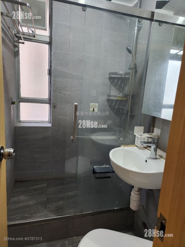 渔安苑 租盘 2 房 , 1 浴室 504 平方尺