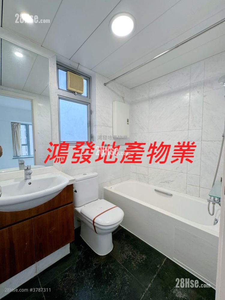 郝德杰山 售盘 3 房 , 2 浴室 755 平方尺