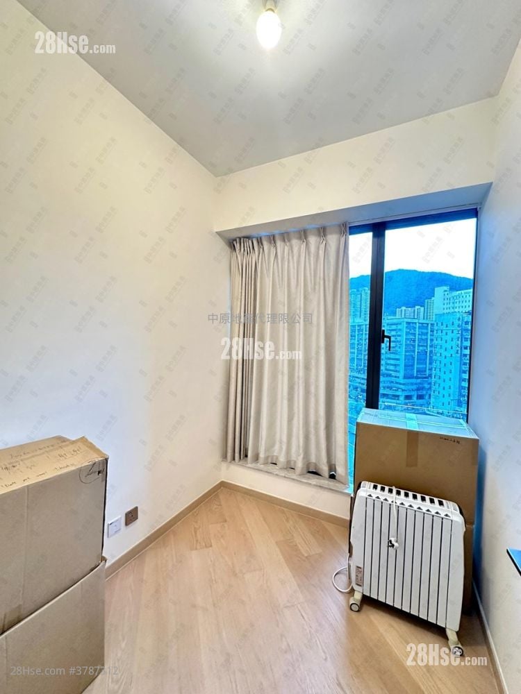 The Arles Sell 2 Bedrooms 512 ft²