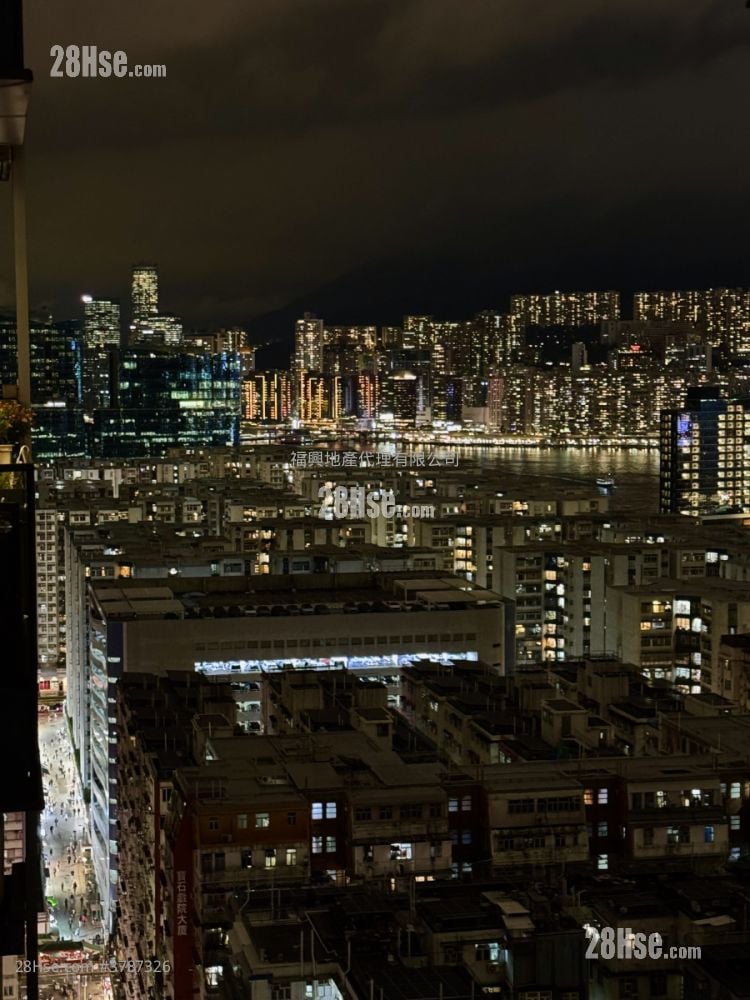 Metro 6 Sell 2 Bedrooms , 1 Bathroom 423 ft²