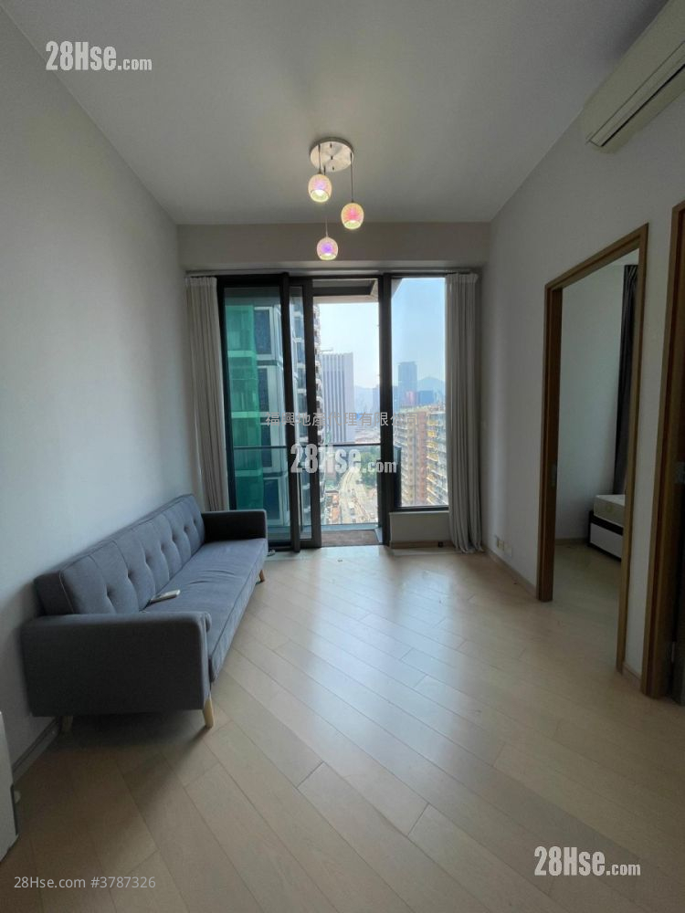 Metro 6 Sell 2 Bedrooms , 1 Bathroom 423 ft²