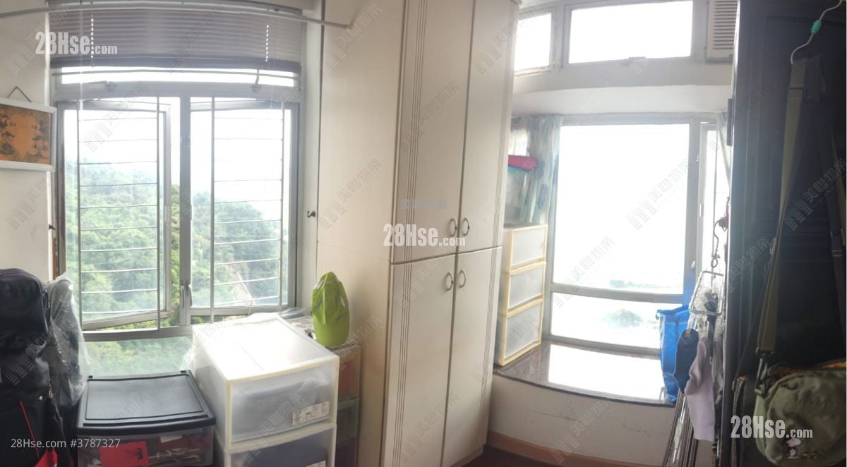 丽港城 售盘 2 房 526 平方尺