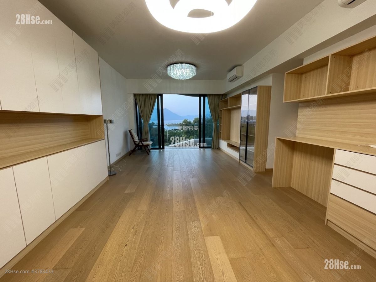 峻源 租盘 3 房 , 5+ 浴室 1,194 平方尺