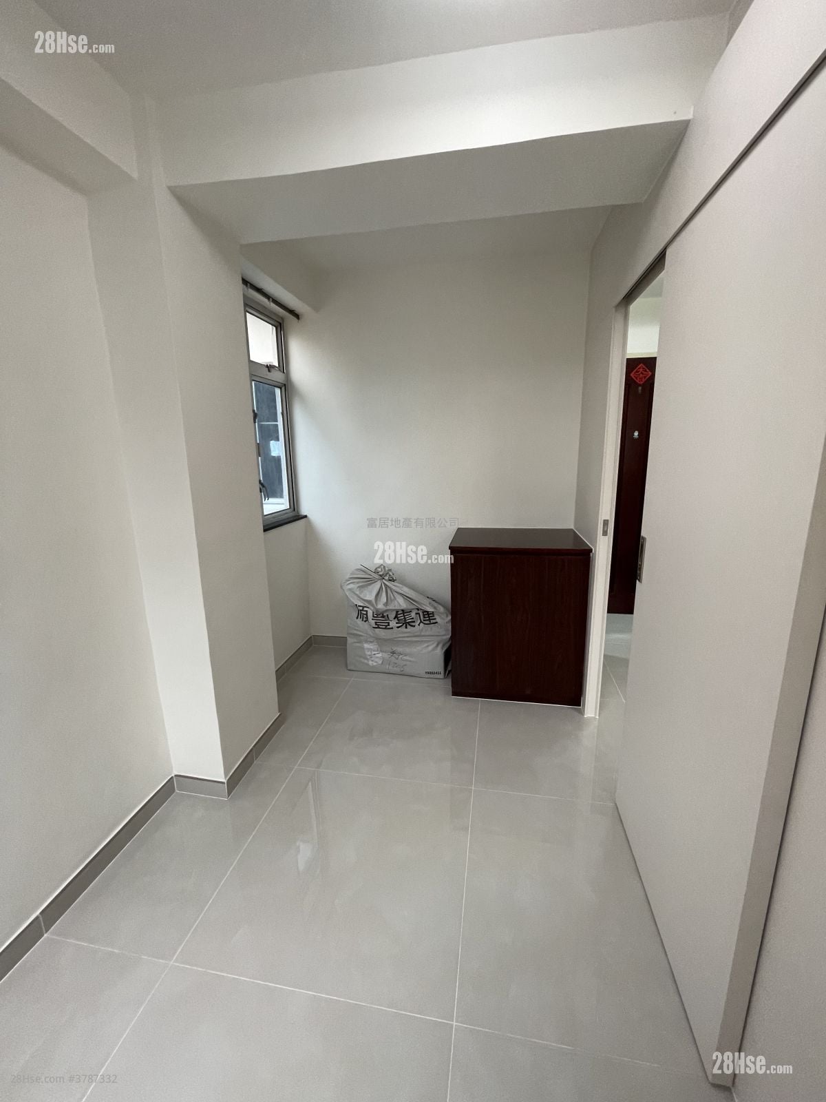 美宁中心 售盘 1 房 , 1 浴室 226 平方尺