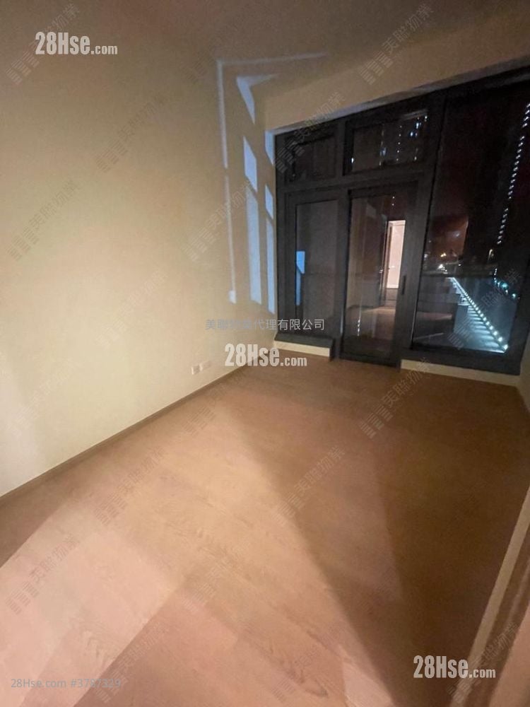 #Lyos Sell 3 Bedrooms , 2 Bathrooms 788 ft²