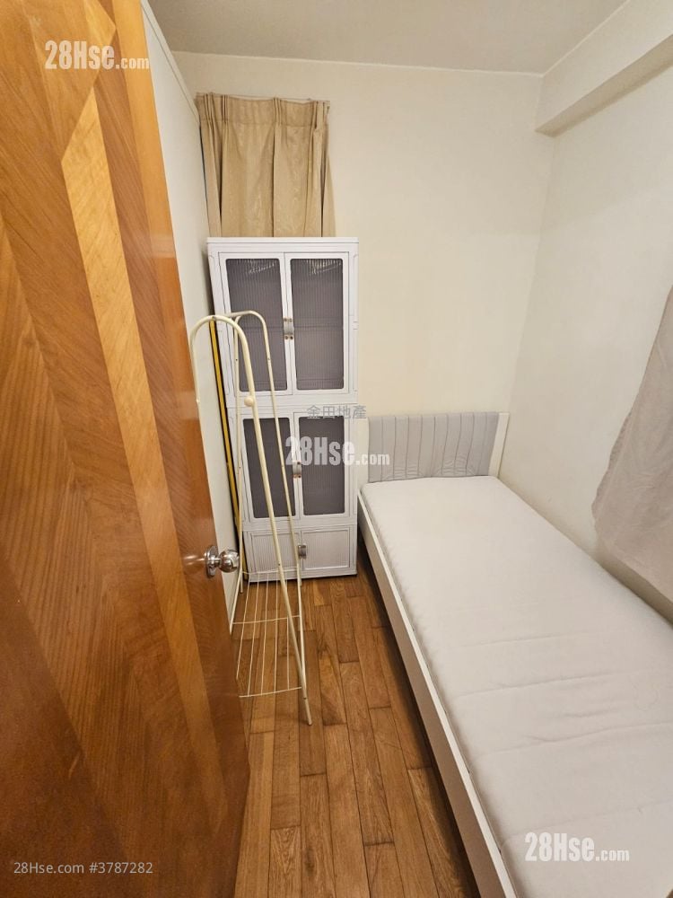 湾景中心大厦 租盘 2 房 , 1 浴室 357 平方尺