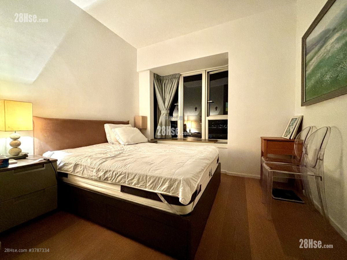 比华利山别墅 售盘 5+ 房 , 3 浴室 2,072 平方尺