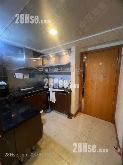 Chelsea Court Rental 464 ft²