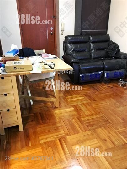 Royal Green Sell 2 Bedrooms , 1 Bathroom 370 ft²