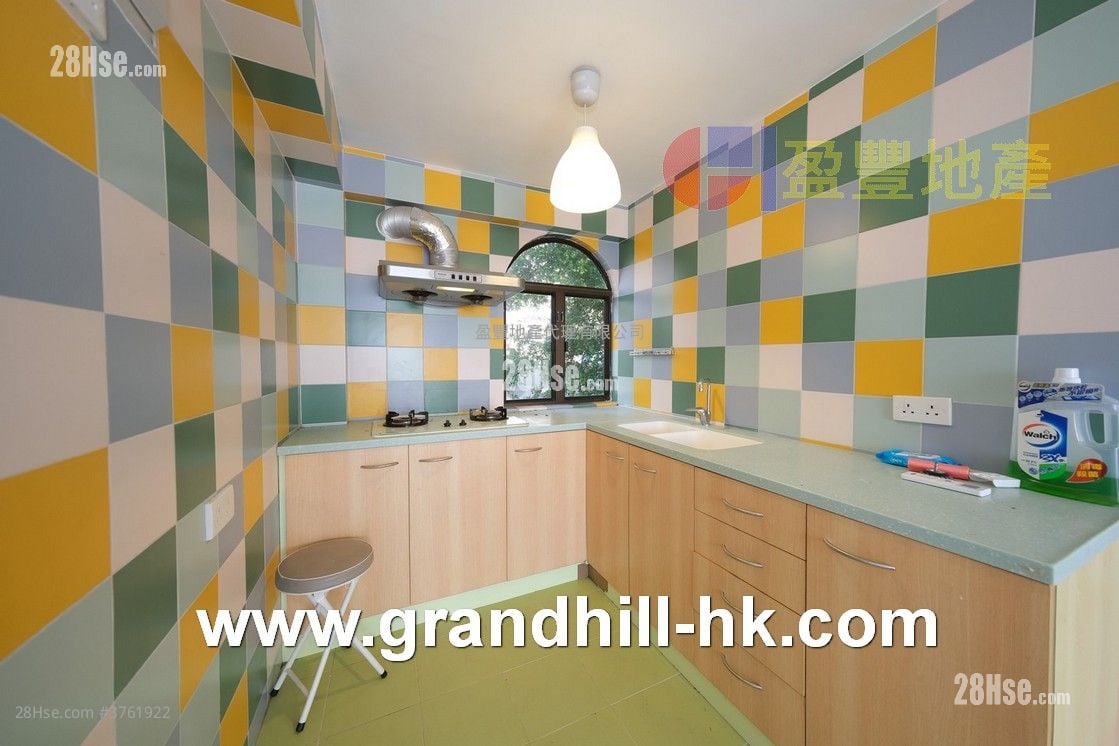 村屋 售盘 2 房 , 1 浴室