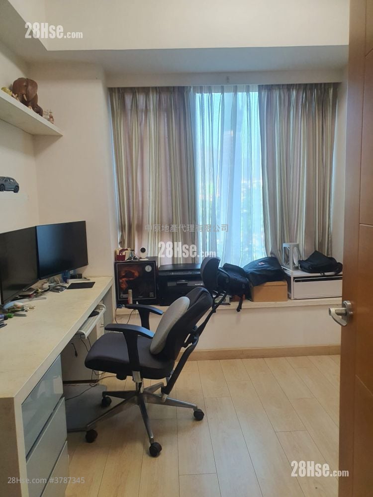 Seasons Villas Sell 3 Bedrooms 933 ft²