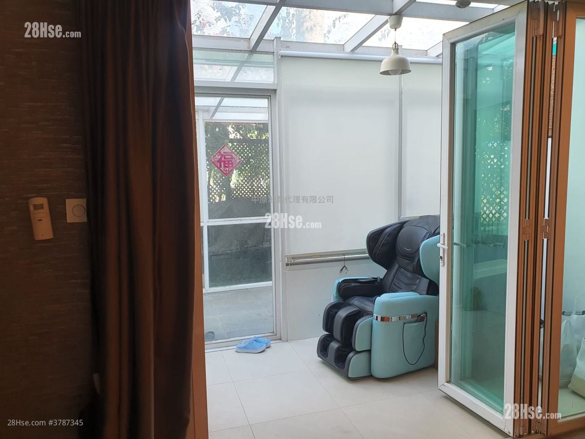 Seasons Villas Sell 3 Bedrooms 933 ft²