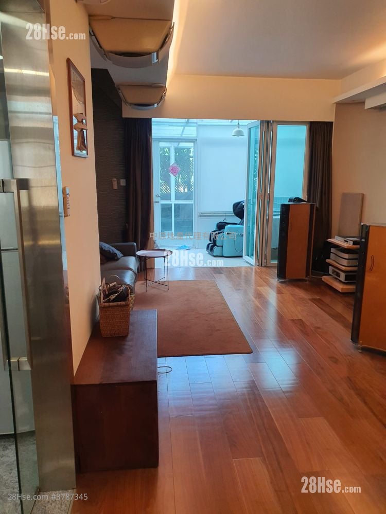 Seasons Villas Sell 3 Bedrooms 933 ft²