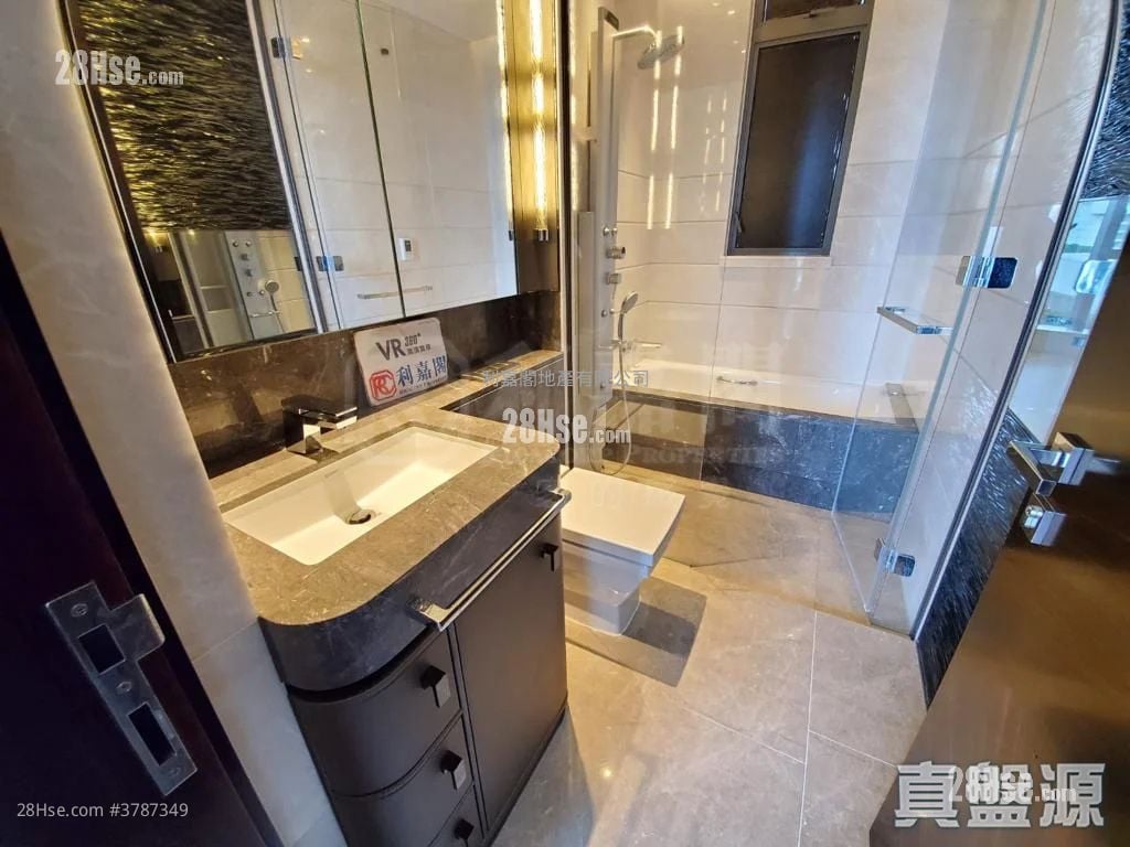 Ultima Sell 3 Bedrooms , 2 Bathrooms 1,046 ft²