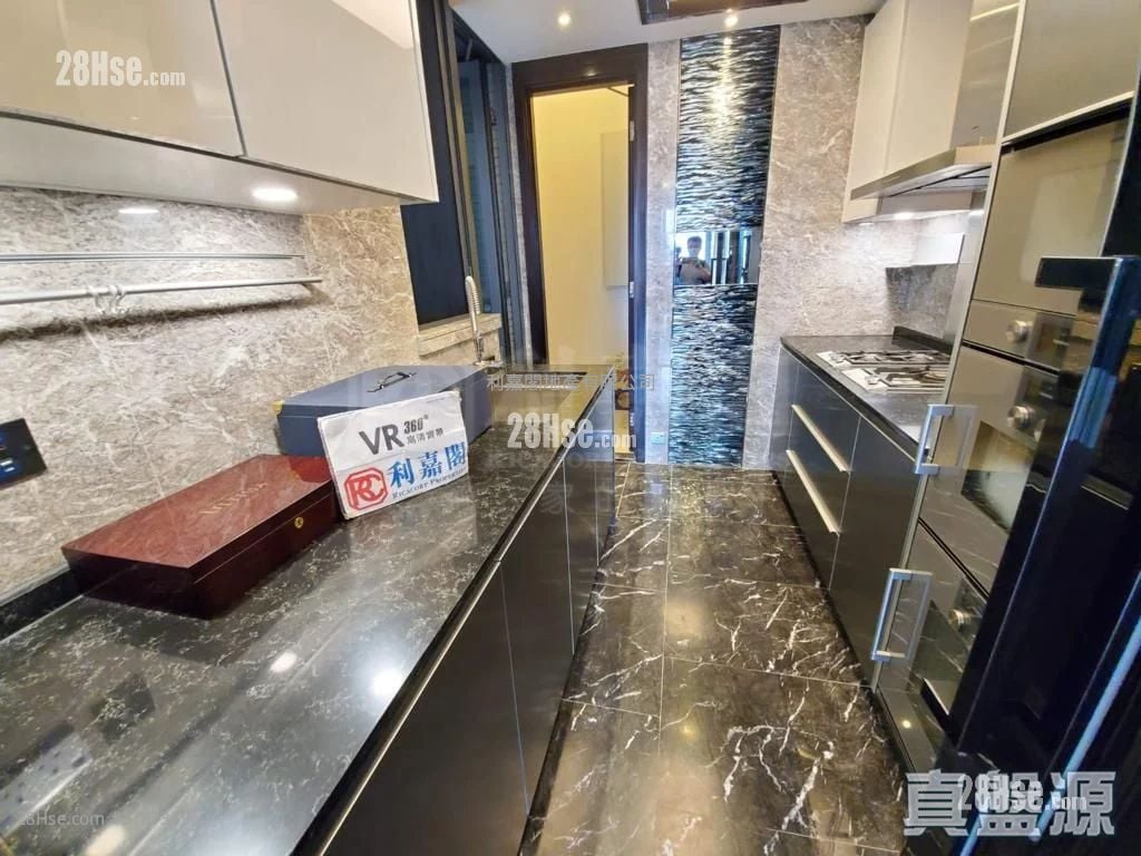 Ultima Sell 3 Bedrooms , 2 Bathrooms 1,046 ft²