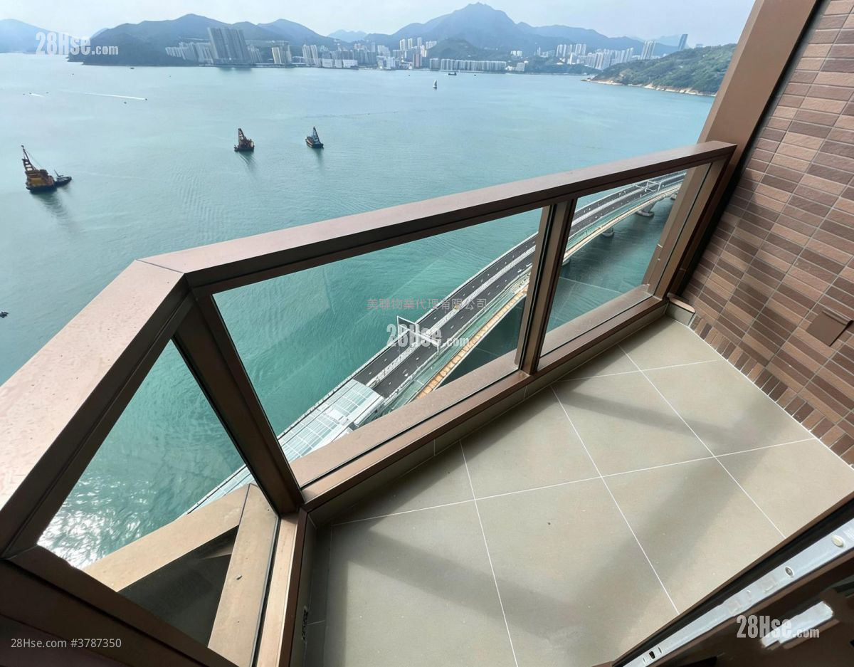 LP10 售盘 4 房 , 3 浴室 1,204 平方尺