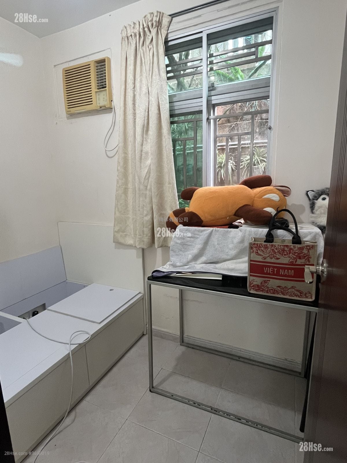 村屋 售盘 700 平方尺