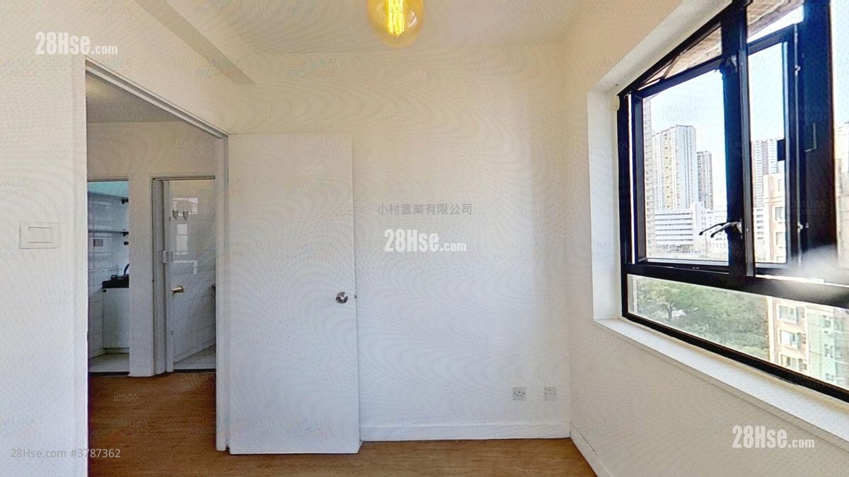 主人房: 顺景阁 售盘 2 房 , 1 浴室 258 平方尺