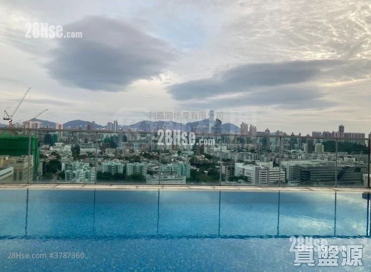 One Mayfair Sell 3 Bedrooms , 3 Bathrooms 2,155 ft²