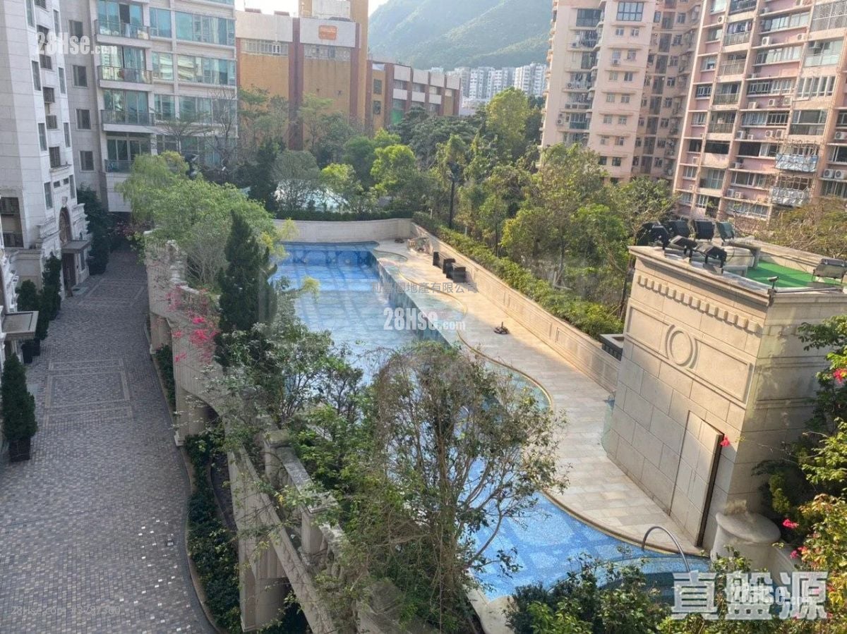 One Mayfair Sell 3 Bedrooms , 3 Bathrooms 2,155 ft²