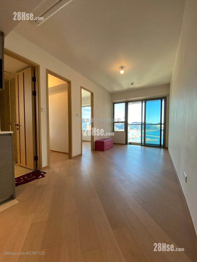 Upper East Sell 1 Bedroom , 1 Bathroom 362 ft²