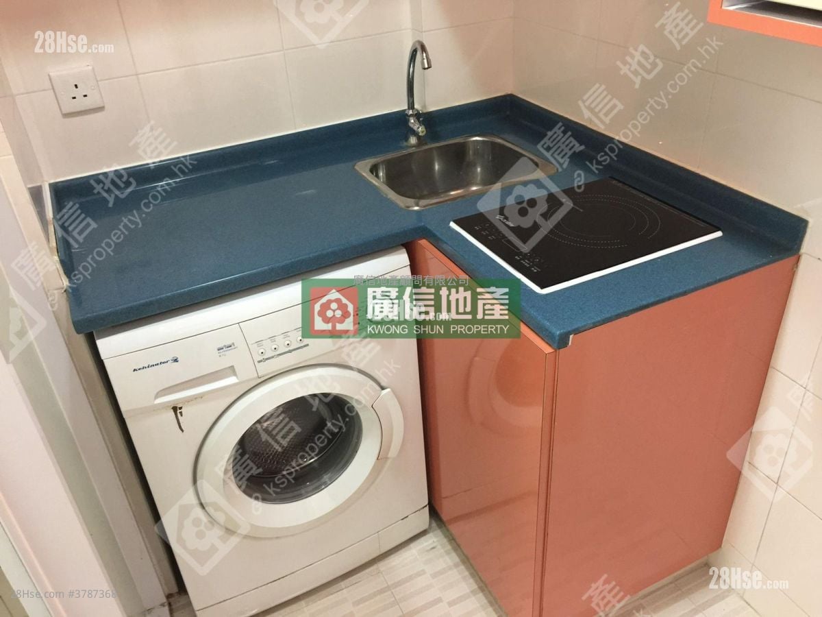 富贵大厦 售盘 1 房 , 1 浴室 245 平方尺