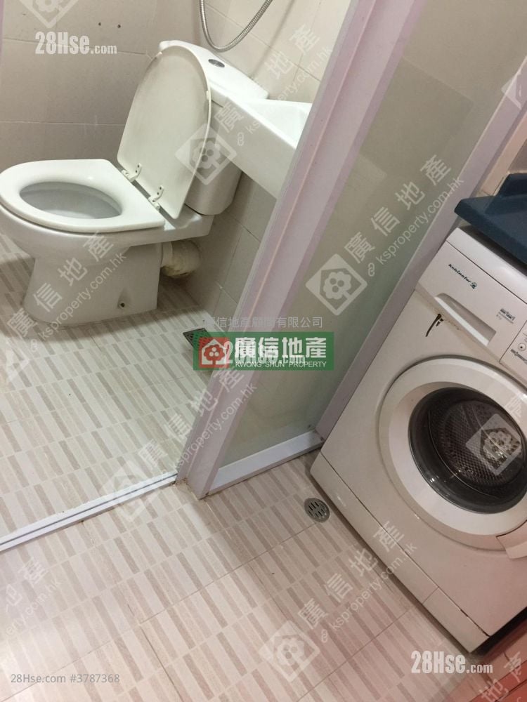 富贵大厦 售盘 1 房 , 1 浴室 245 平方尺