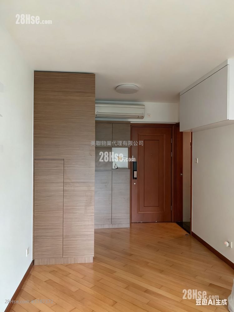 Residence Oasis Sell 2 Bedrooms 488 ft²