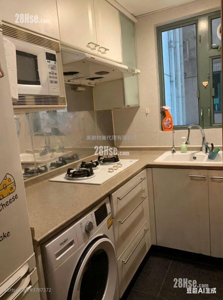 Residence Oasis Sell 2 Bedrooms 488 ft²