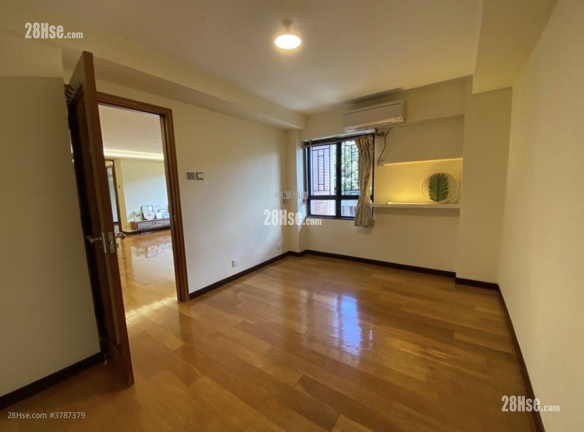 Havsun Garden Sell 3 Bedrooms , 2 Bathrooms 1,131 ft²