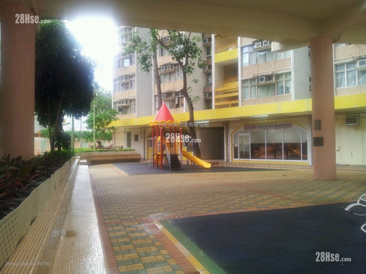 长安邨 售盘 2 房 , 1 浴室 443 平方尺