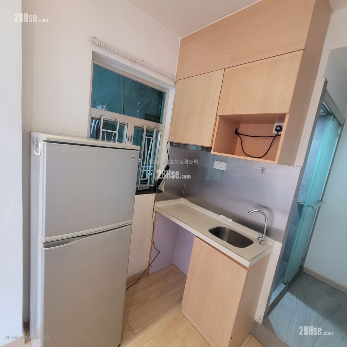 Man Wah Building Rental Studio , 1 Bathroom 180 ft²