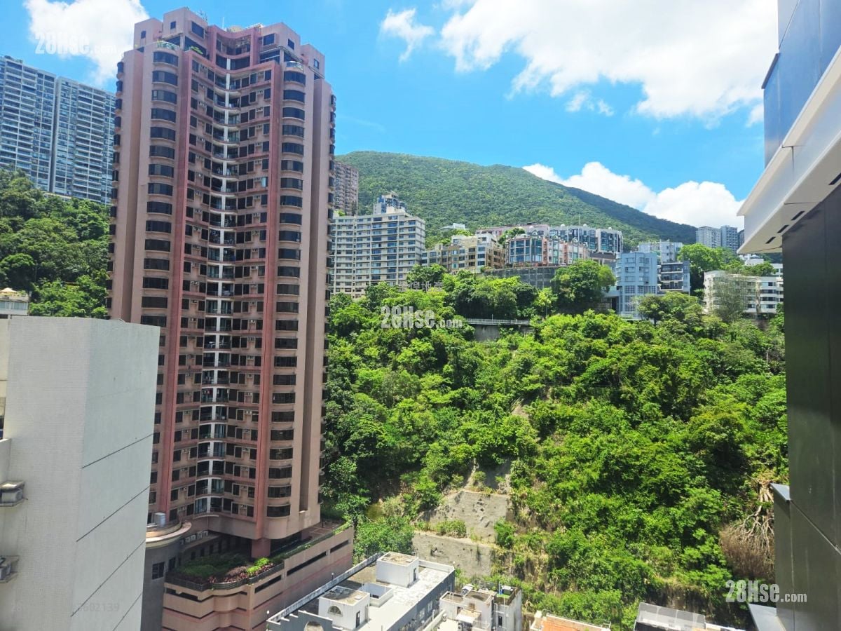 One Jardine's Lookout Rental 2 Bedrooms , 1 Bathroom 379 ft²