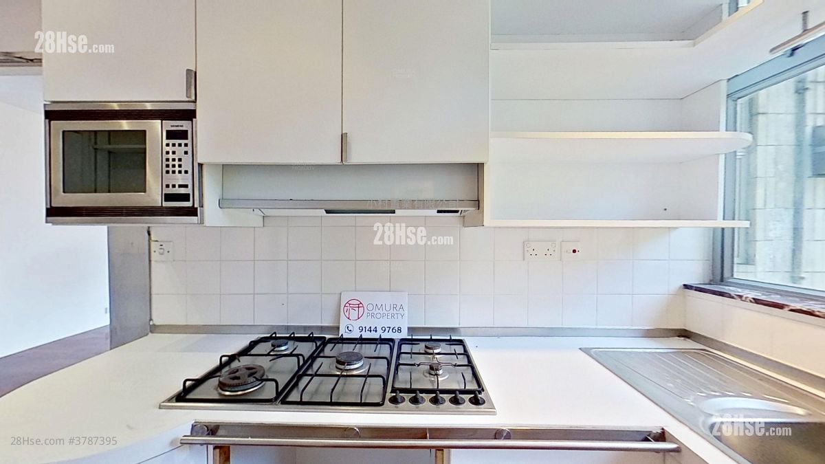 kitchen: 23 Repulse Bay Road Rental 3 Bedrooms , 2 Bathrooms 1,035 ft²