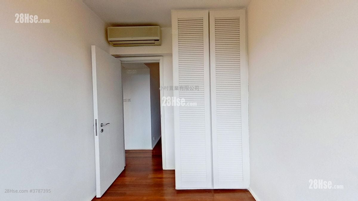 bedroom 3: 23 Repulse Bay Road Rental 3 Bedrooms , 2 Bathrooms 1,035 ft²