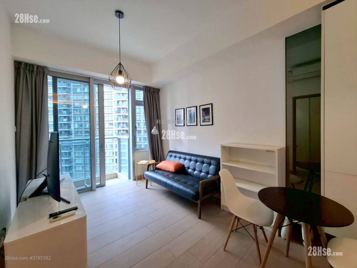 Century Link Rental 1 Bedroom 377 ft²