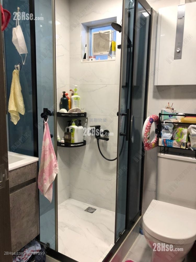 Kingswood Villas Sell 3 Bedrooms 635 ft²