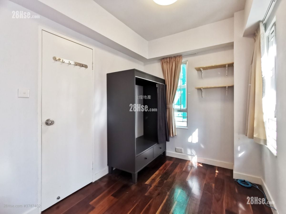 海怡阁 租盘 1 房 328 平方尺