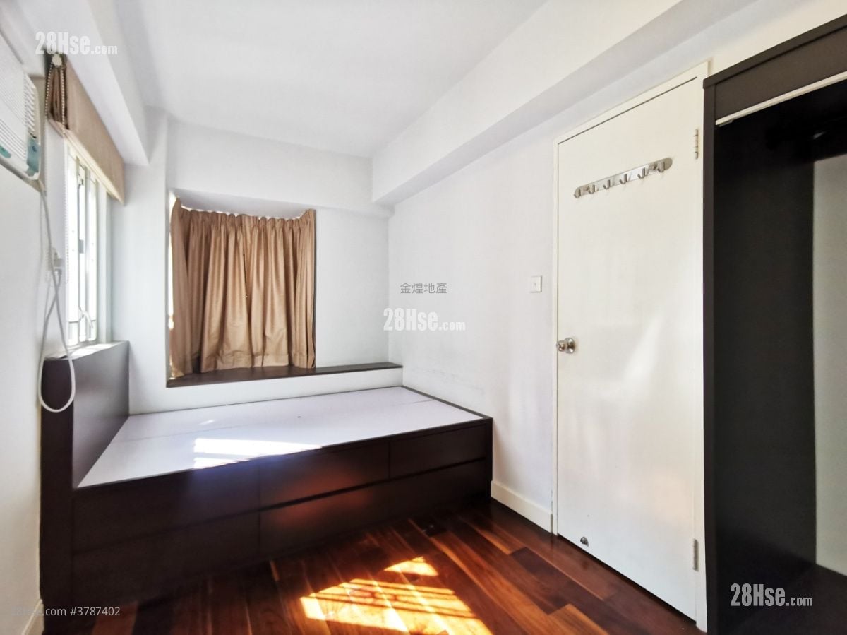 海怡阁 租盘 1 房 328 平方尺